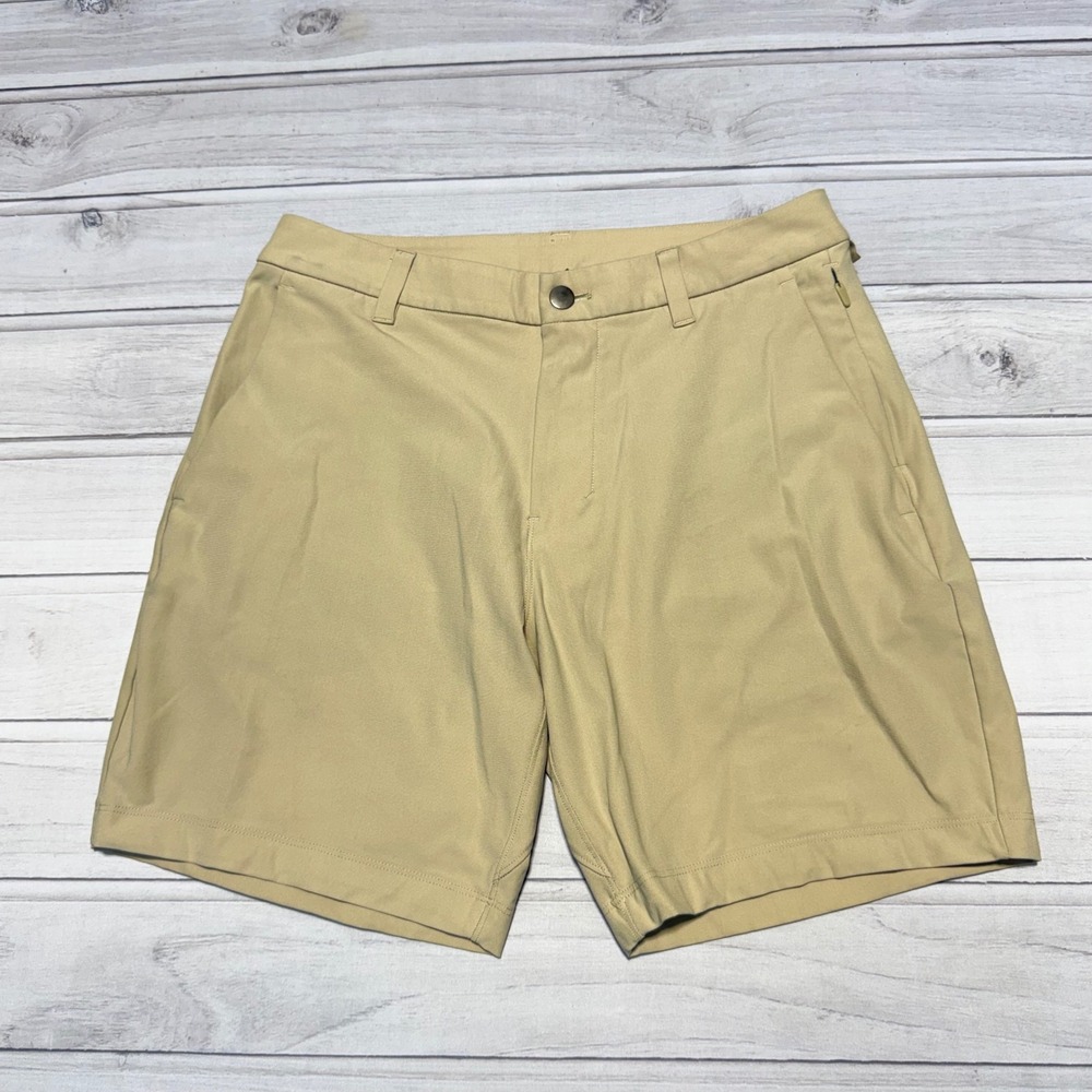 Lululemon Commission Shorts Mens 30 Tan Khaki Golf Casual LM7B95S 7 Inch Inseam